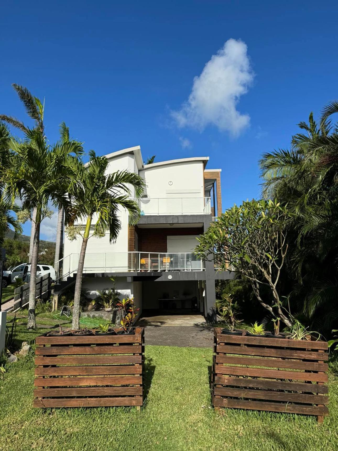 Grande Villa Au Calme - Vue Exceptionnelle - Climatisation - Piscine Sel Chauffee - Jardin Tropical Vincendo Bagian luar foto