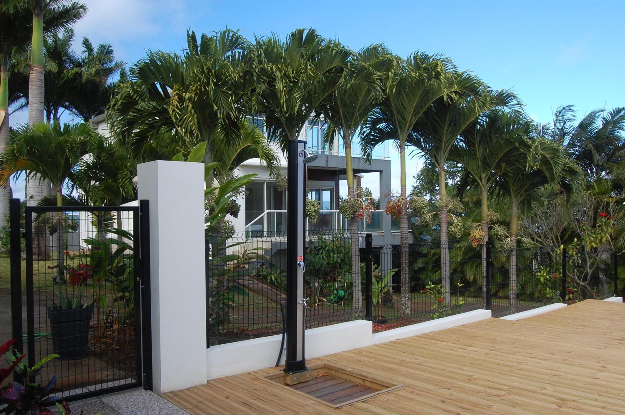 Grande Villa Au Calme - Vue Exceptionnelle - Climatisation - Piscine Sel Chauffee - Jardin Tropical Vincendo Bagian luar foto